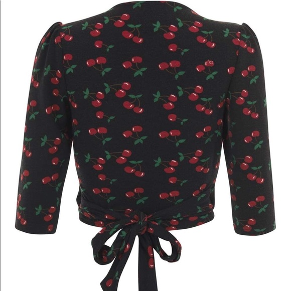 ❌SOLD❌❤️Collectif Mainline Cherry Wrap Cardigan - Picture 5 of 6